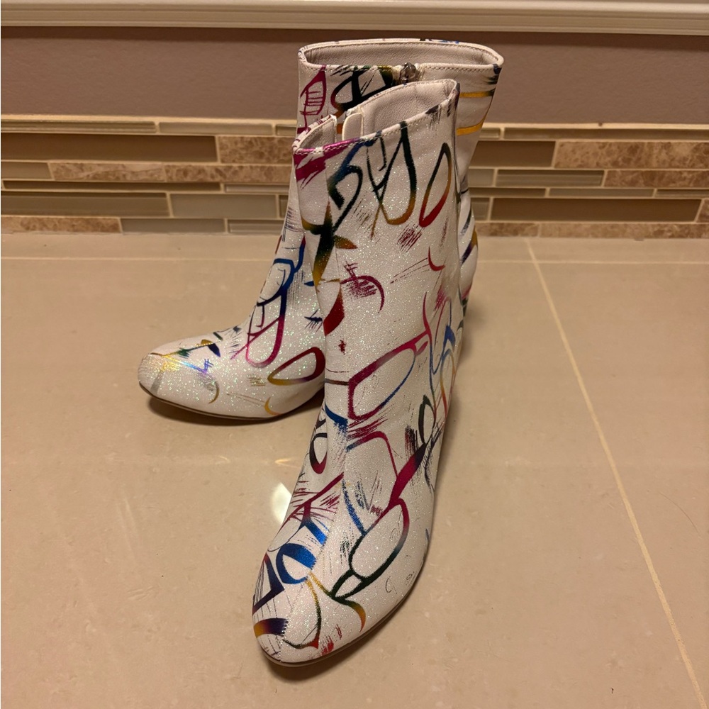 Women’s NWOT Shein Boots